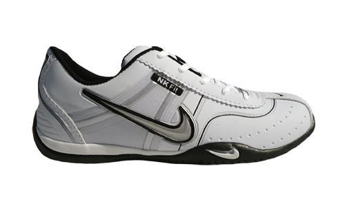 Tênis Nike Fit Branco e Preto